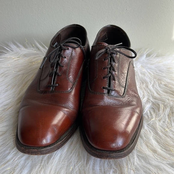 Crown Imperial brown leather shoes 9D main image 9